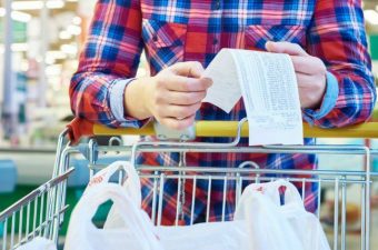 The money-saving grocery shopping hacks that savvy women swear by.